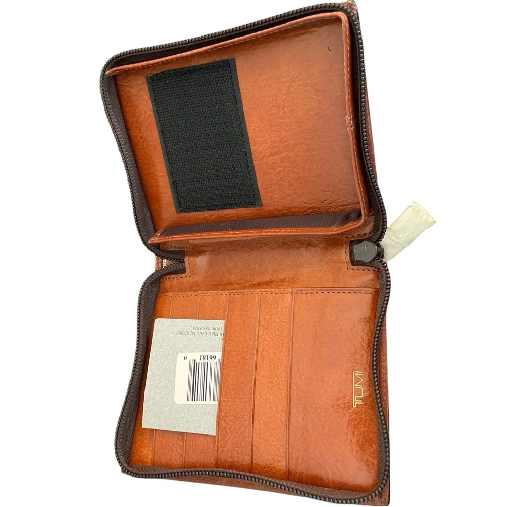 Vintage Tumi Small Leather Zip Around Wallet